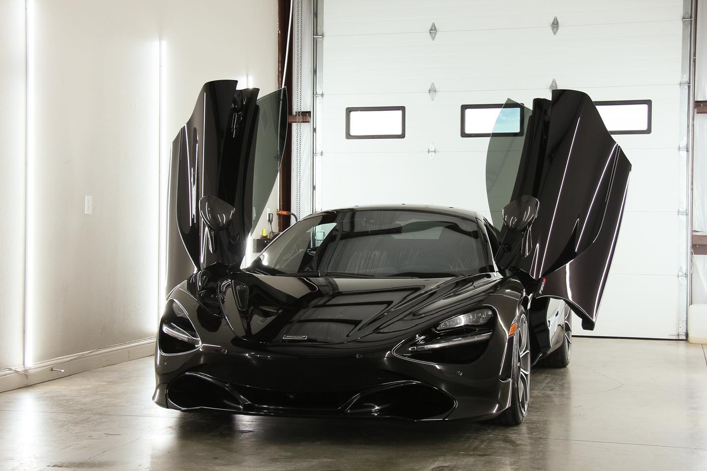 McLaren Car Detailing College Sation